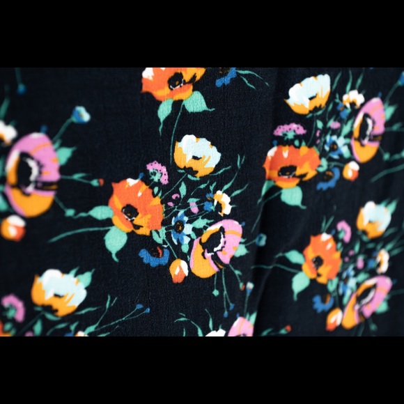 Zara floral peplum blouse size S - Picture 12 of 12